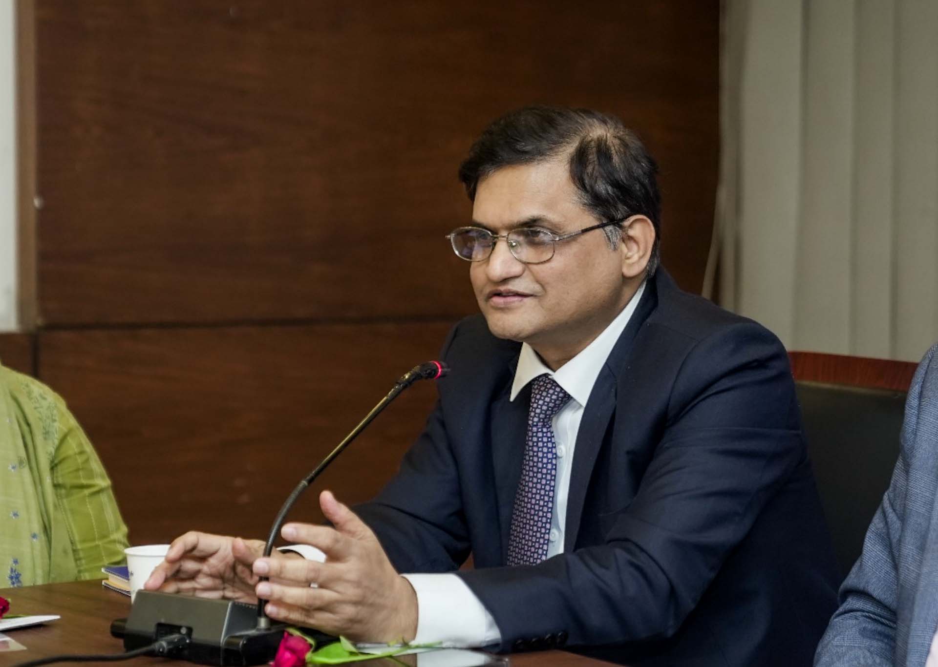 Merger of five islamic banks may lead to massive problem in future, experts say